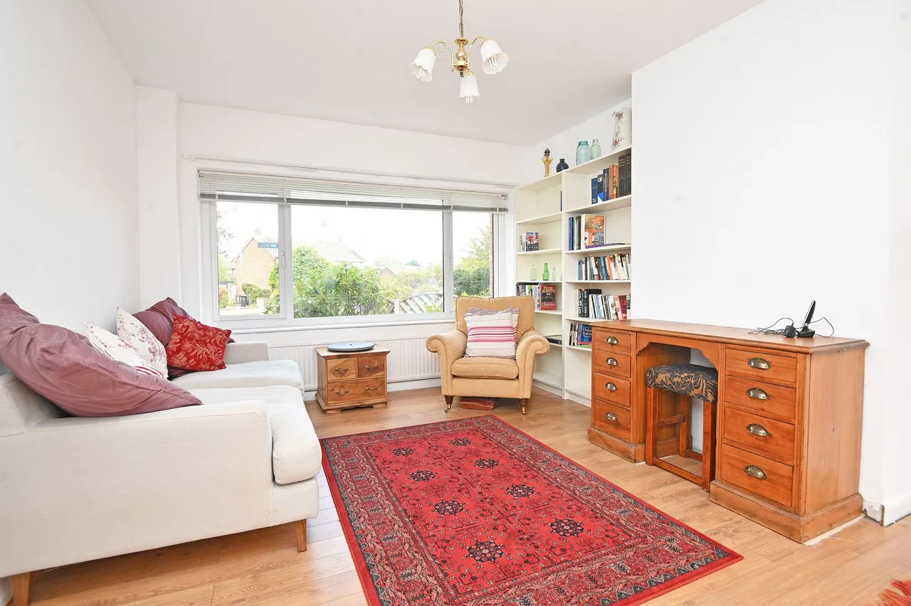 Beckwith Close, Harrogate, HG2, photo 3