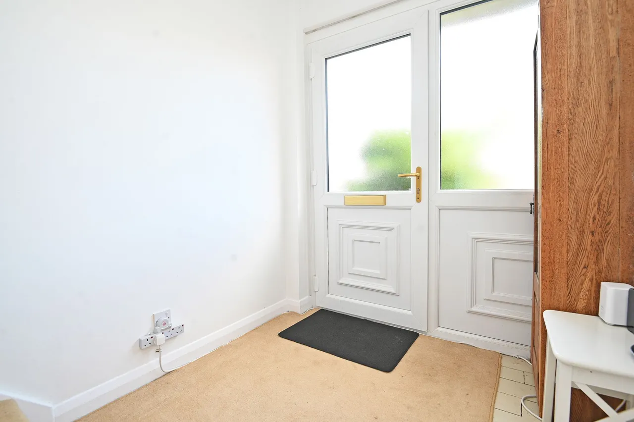 Beckwith Close, Harrogate, HG2, photo 16