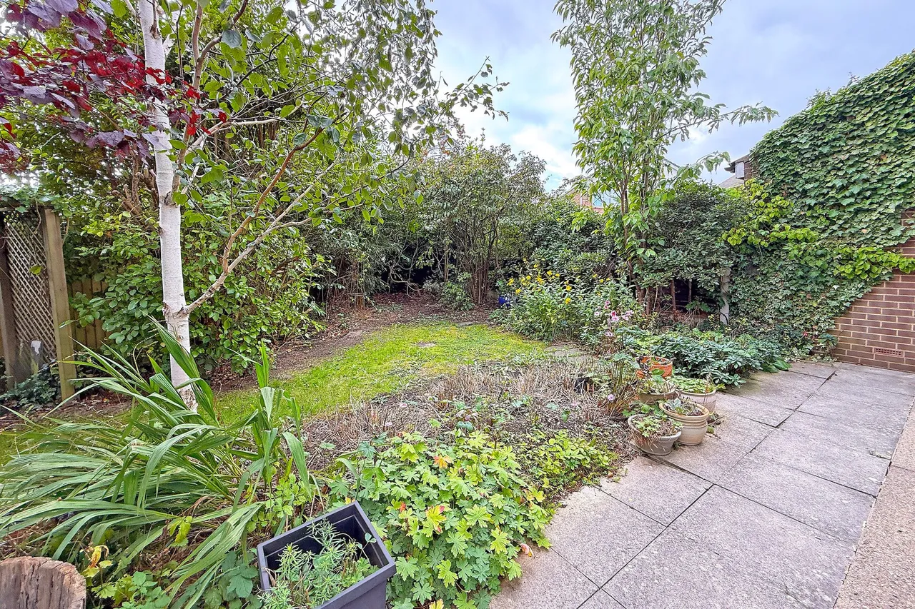 Beckwith Close, Harrogate, HG2, photo 14