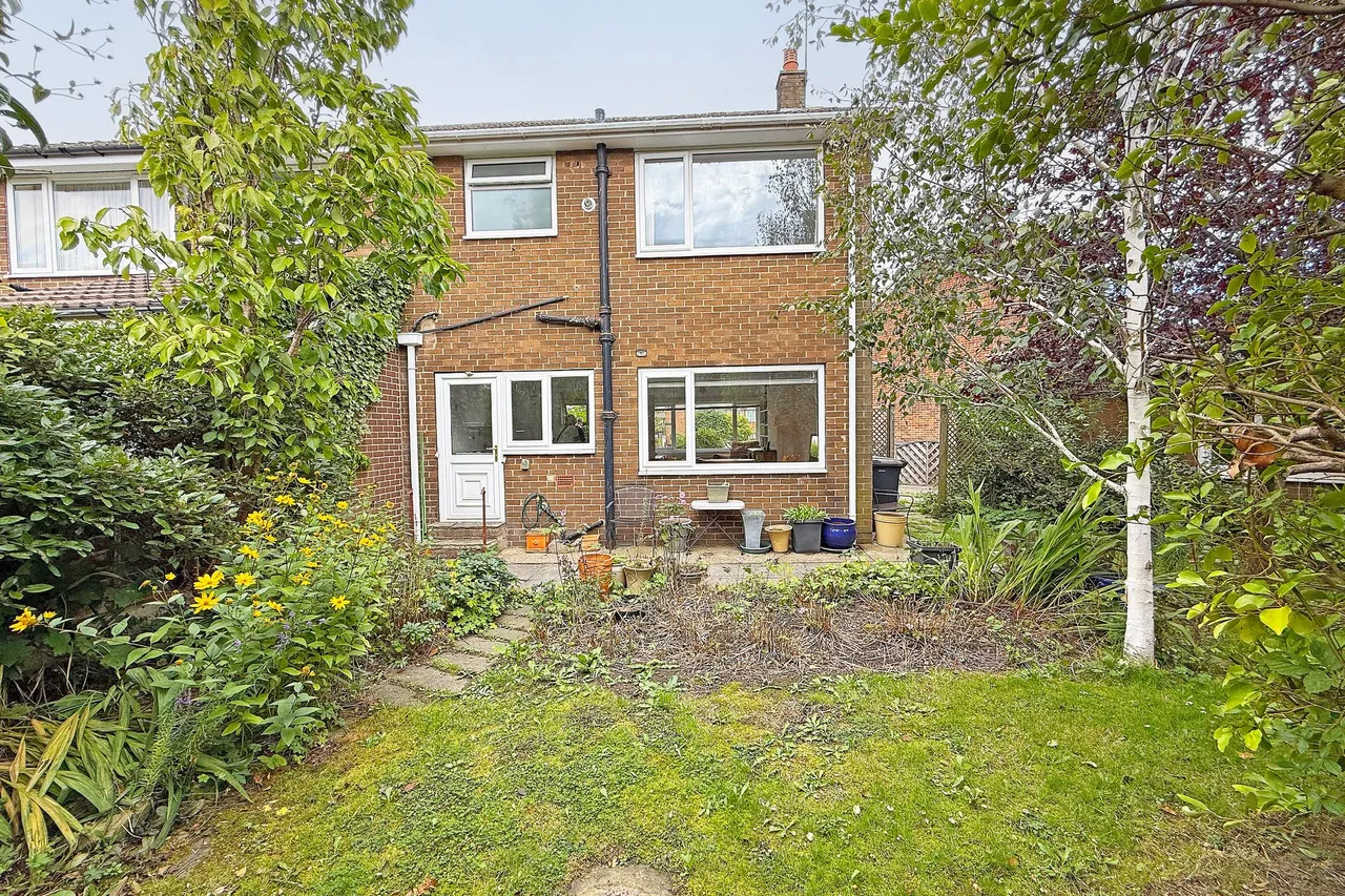 Beckwith Close, Harrogate, HG2, photo 7