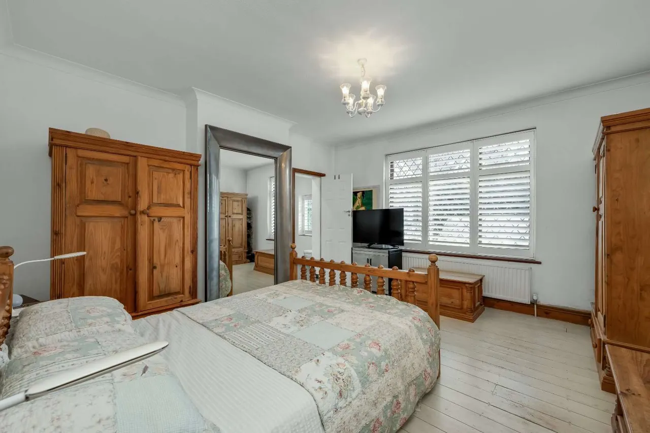 Kings Road, Walton-on-Thames, KT12, photo 14