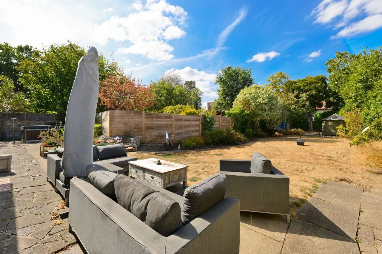 Kings Road, Walton-on-Thames, KT12, photo 7