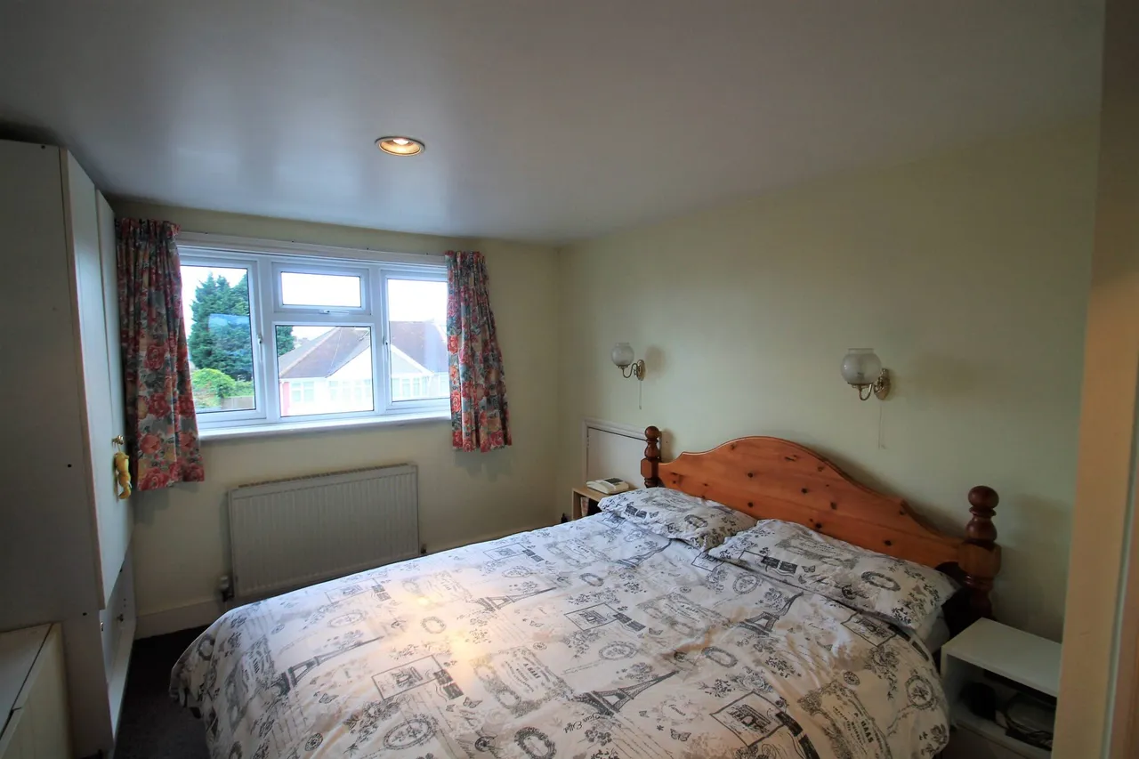 Montrose Avenue, Welling, photo 7