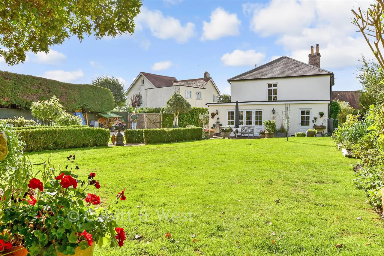 The Street, Walberton, BN18, photo 23
