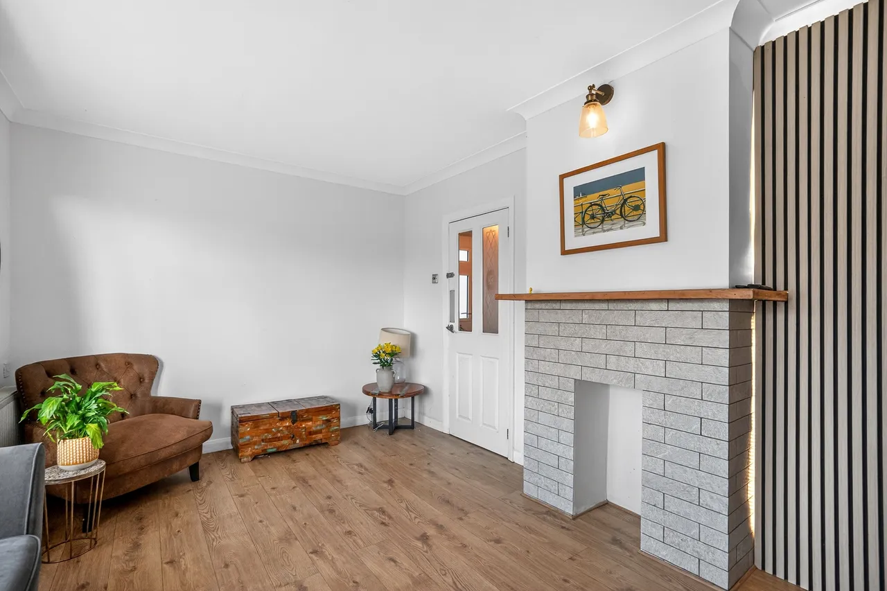 Seaview Road, Woodingdean, Brighton, photo 5