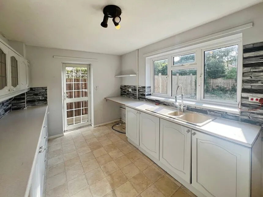 Oxenden Park Drive, Herne Bay, Kent, CT6, photo 2