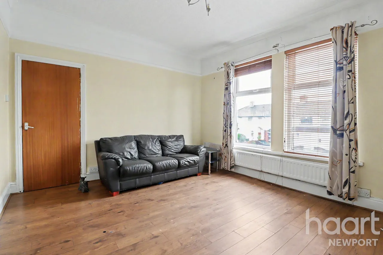 Corporation Road, Newport, NP19, photo 6