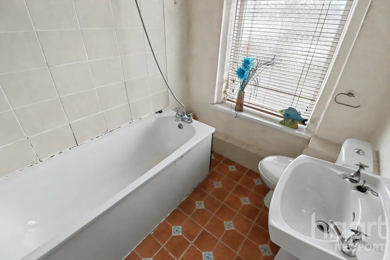 Corporation Road, Newport, NP19, photo 7