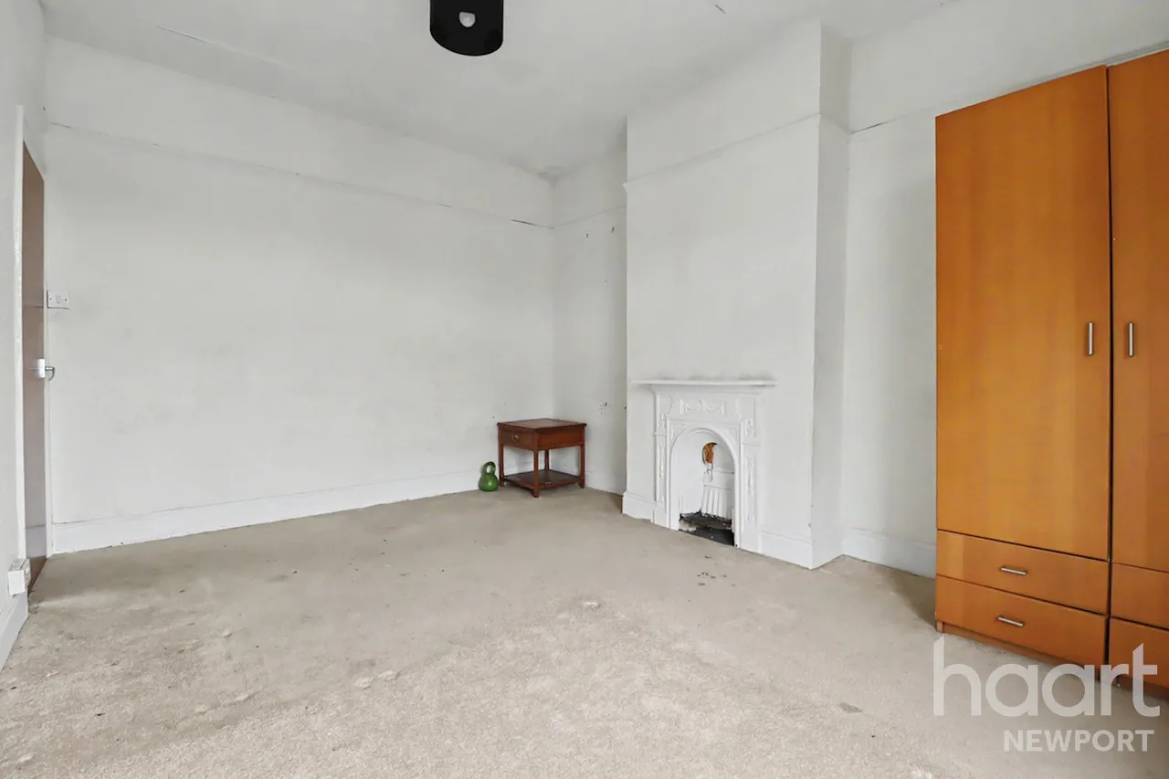 Corporation Road, Newport, NP19, photo 4