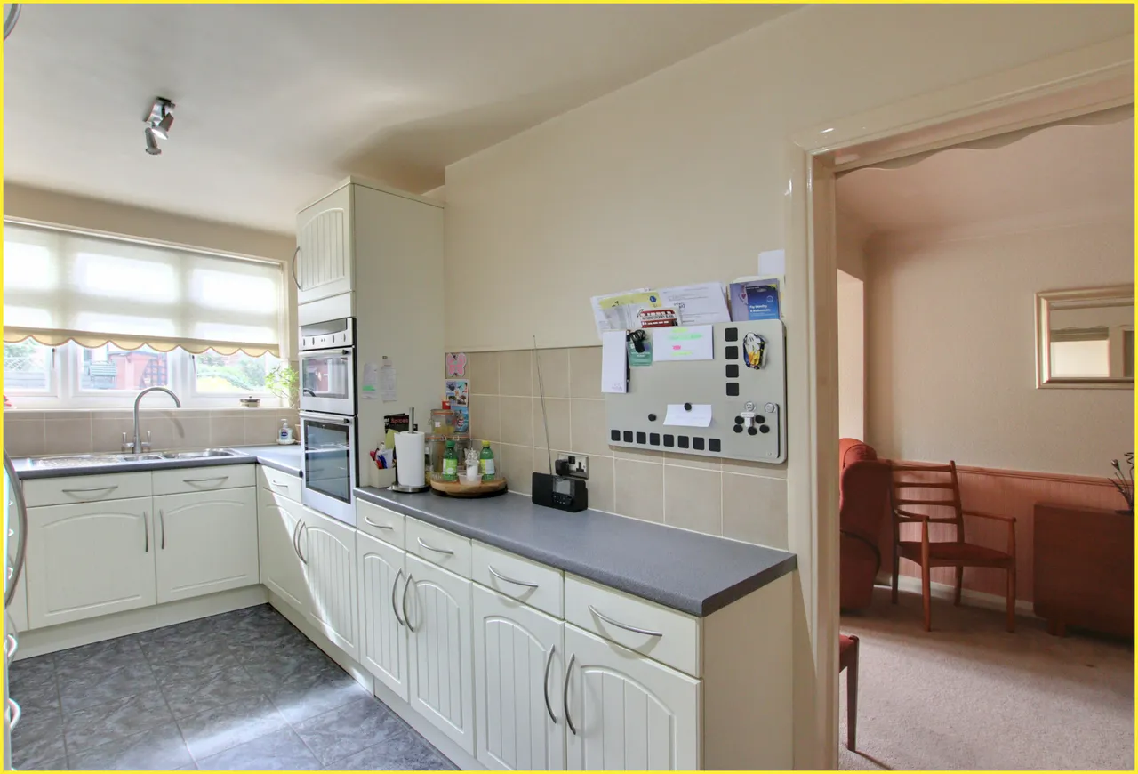 Grosvenor Road, West Wickham, West Wickham, BR4 9PY, photo 7