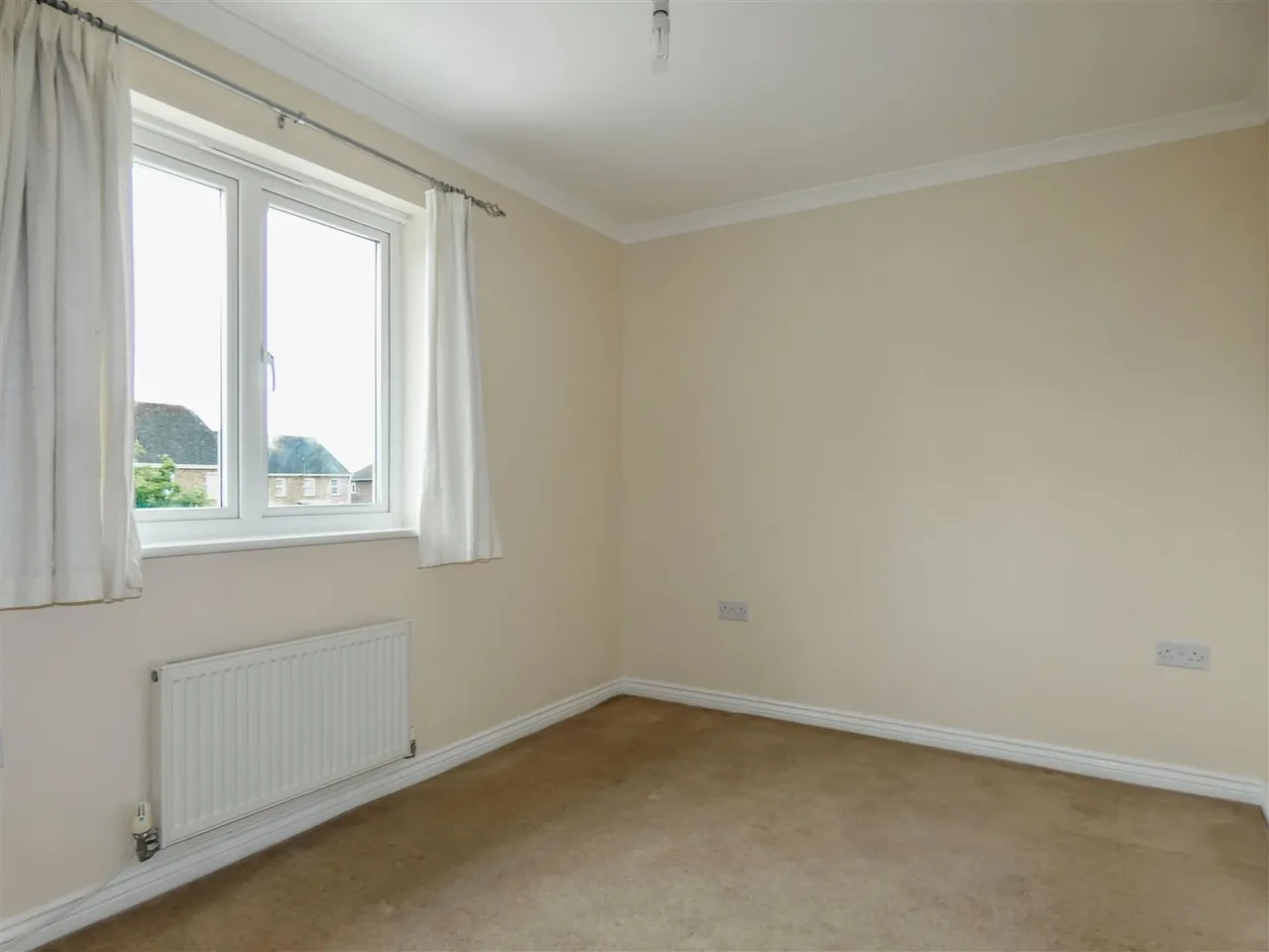 The Limes, Rustington, photo 10