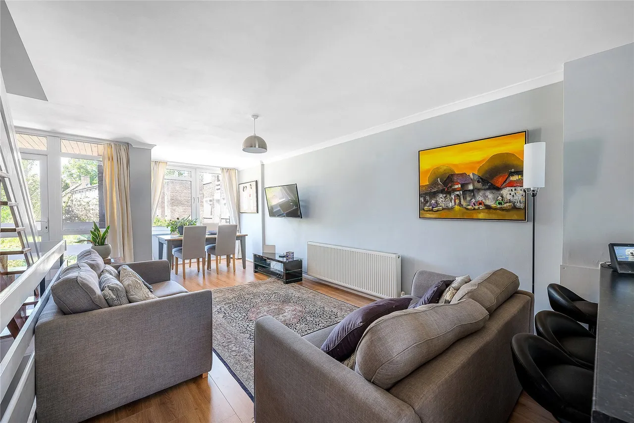 King Charles Walk, Southfields, London, SW19, photo 2