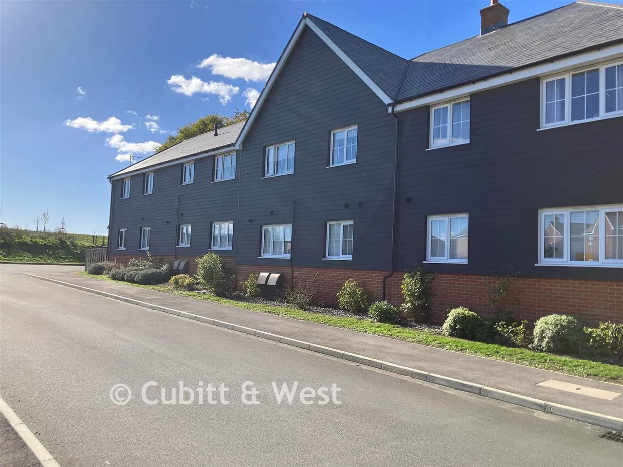 2 bed flat for sale, Nursery Rise, Thakeham, RH20