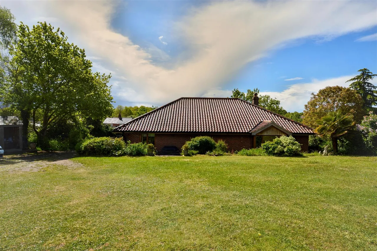 Thorpe Market Road, Roughton, NR11, photo 11