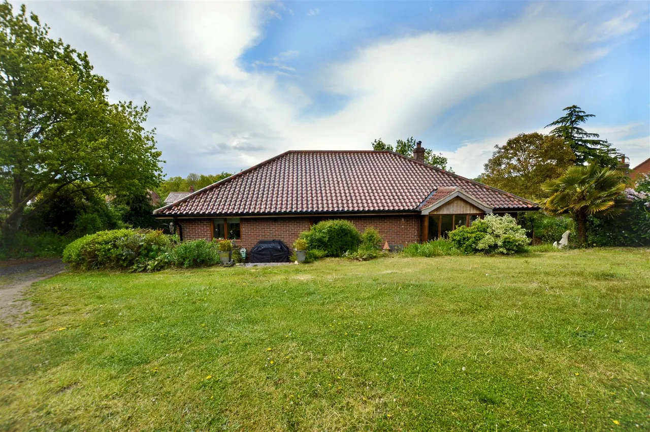 Thorpe Market Road, Roughton, NR11, photo 4