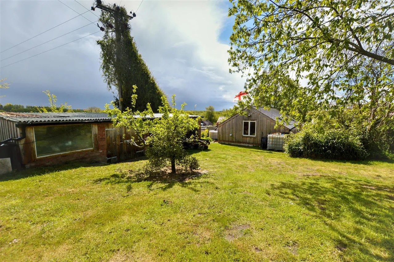 Thorpe Market Road, Roughton, NR11, photo 10