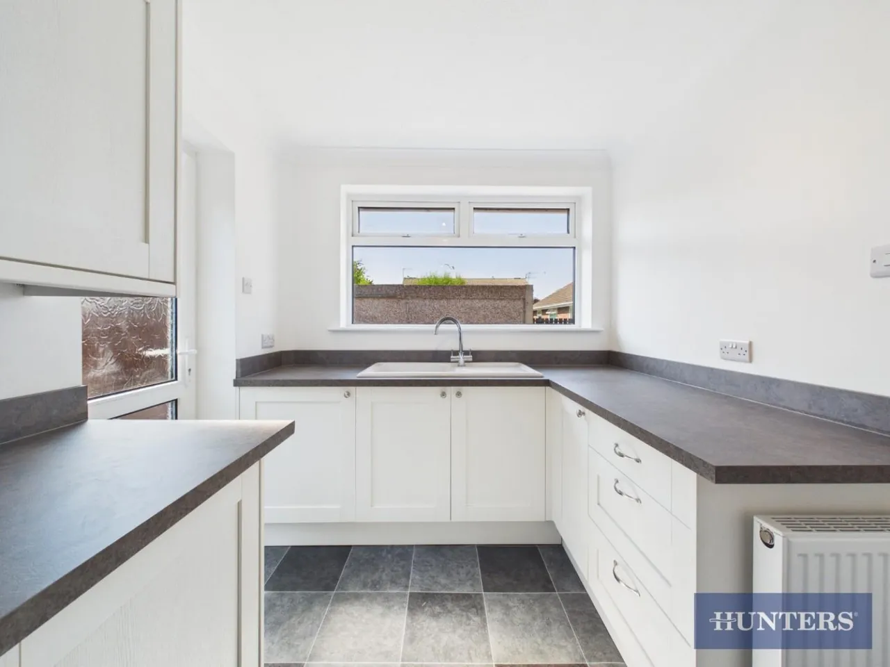 Cedar Grove, Filey, YO14, photo 3