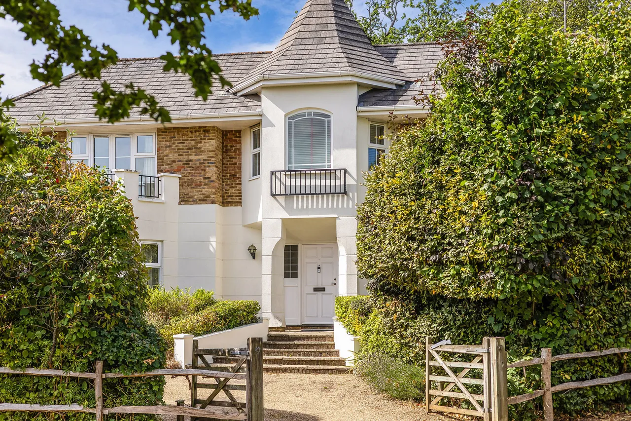 Brassey Hill, Oxted, RH8, photo 2