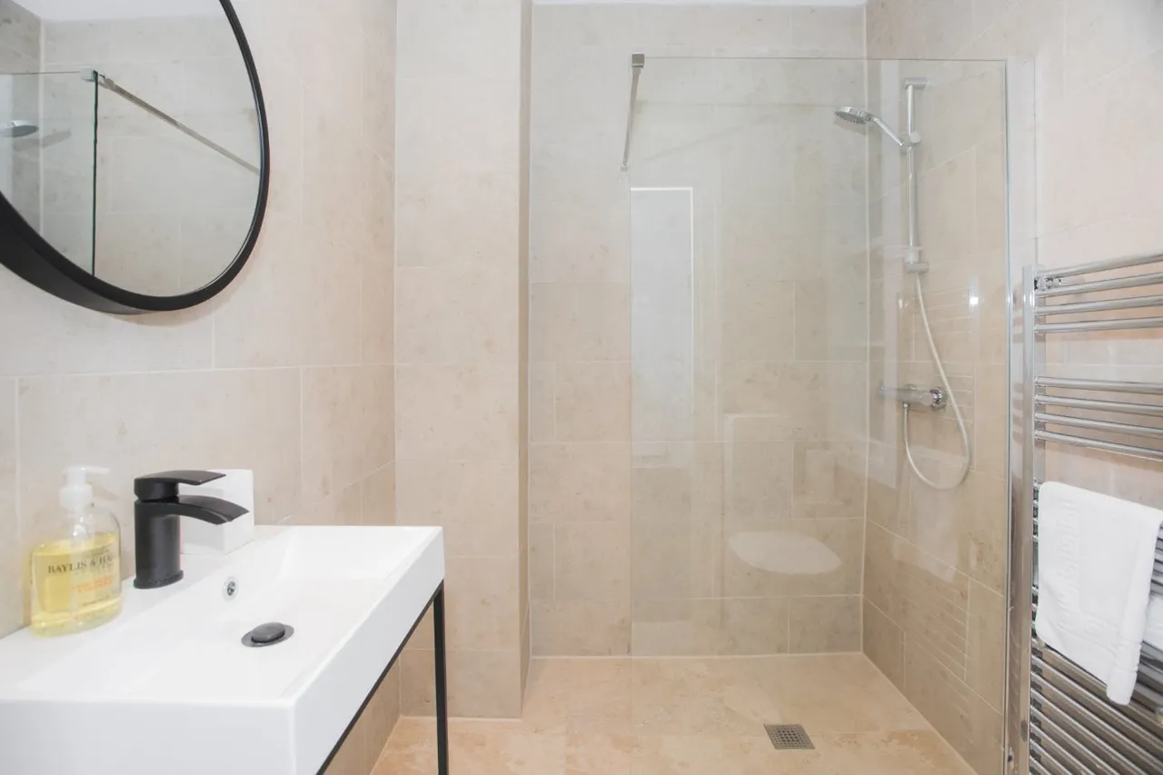 1 Cleveland Bridge, Bath, Somerset, BA1, photo 12