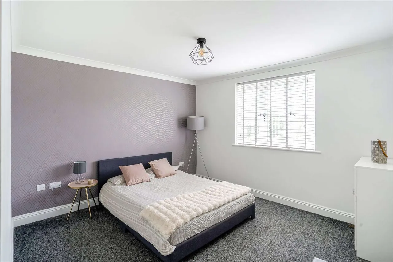 Telegraph Lane, Four Marks, Alton, Hampshire, GU34 5AX, photo 11