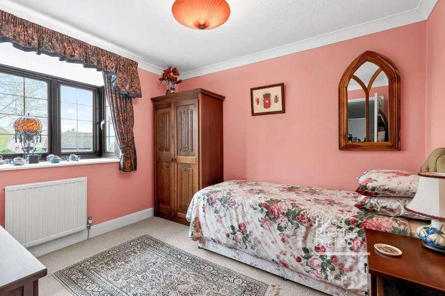 Debourne Manor Drive, Cowes, PO31, photo 14