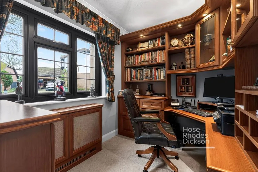 Debourne Manor Drive, Cowes, PO31, photo 15