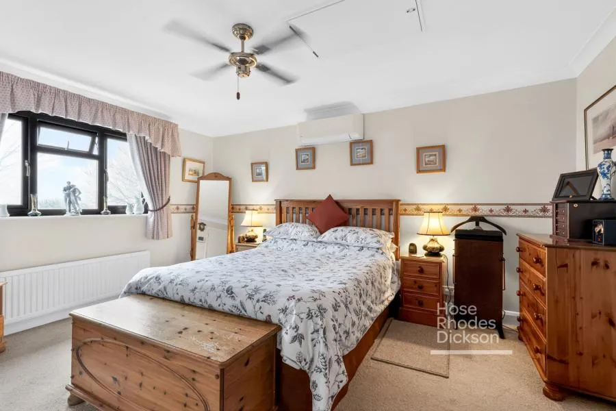 Debourne Manor Drive, Cowes, PO31, photo 10