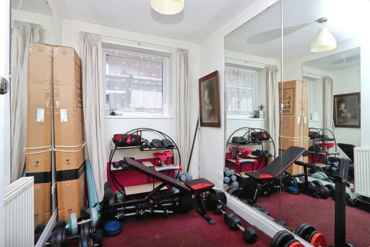Dalewood Avenue, Sheffield, S8, photo 12
