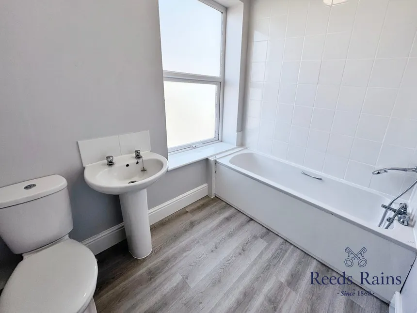 Holderness Road, Hull, East Riding of Yorkshi, HU8, photo 6