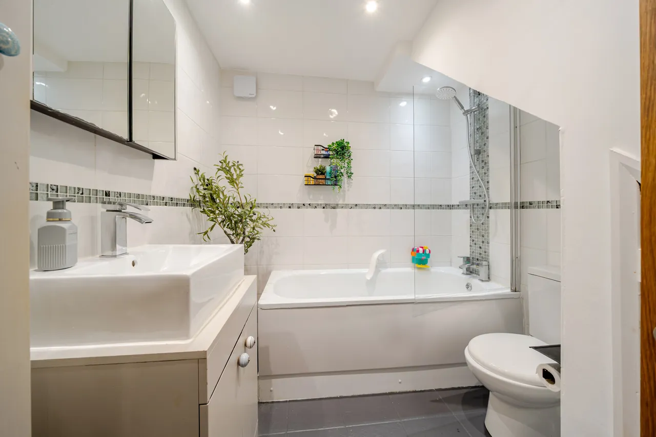 Dagmar Road, Windsor, SL4, photo 6