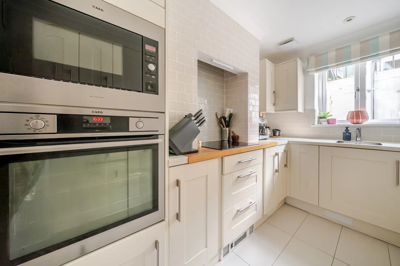 Dagmar Road, Windsor, SL4, photo 8