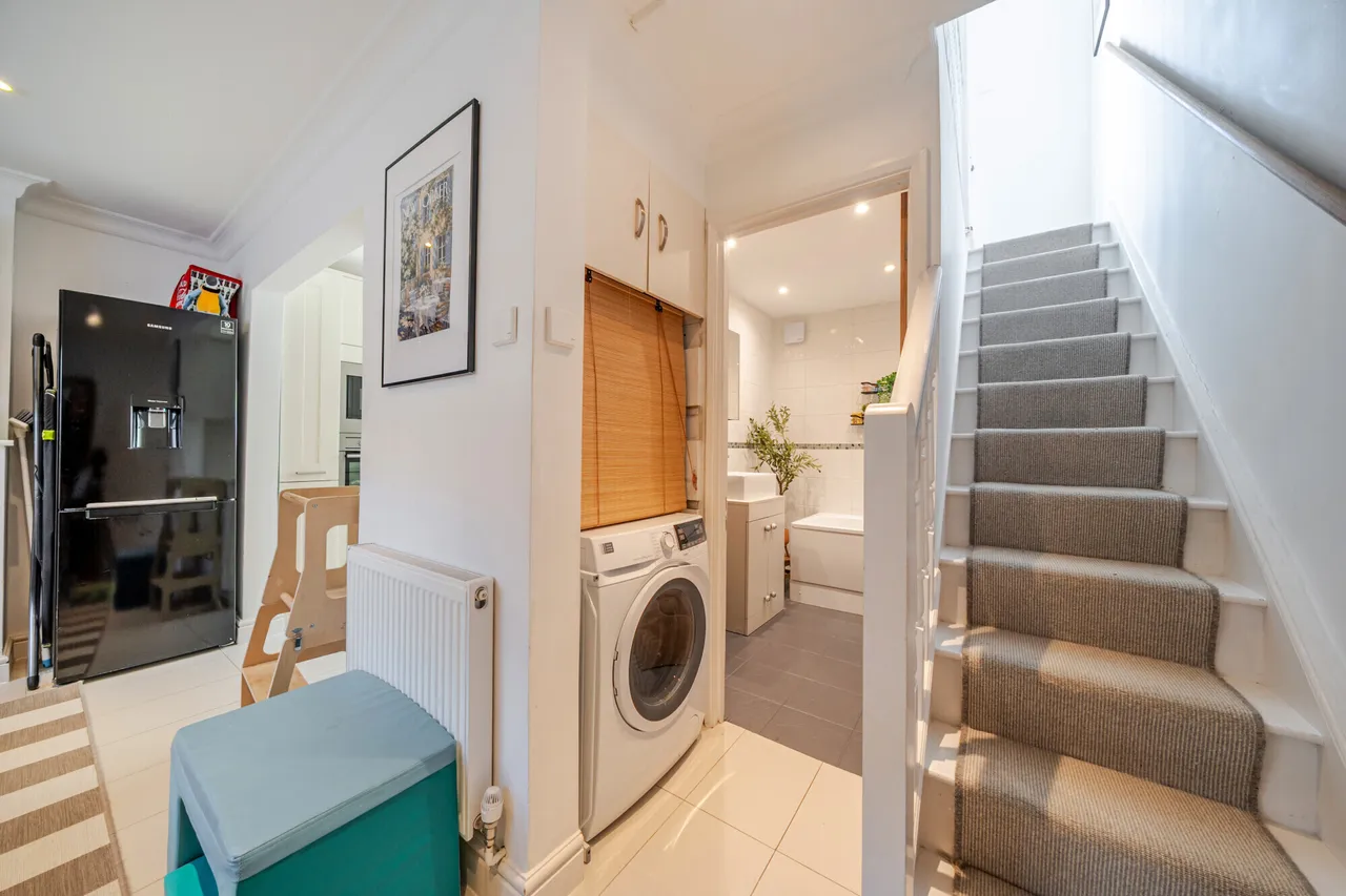 Dagmar Road, Windsor, SL4, photo 9