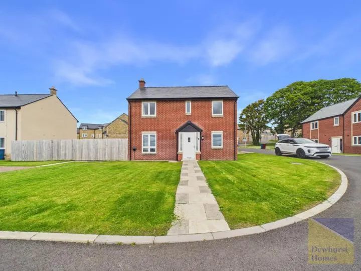 3 bed house to rent — Hall Barn Drive, Longridge, PR3 2ZA
