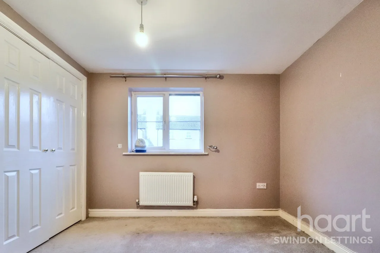 Calne, SN11, photo 8