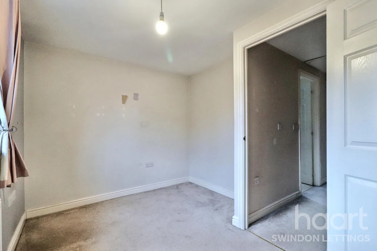 Calne, SN11, photo 7