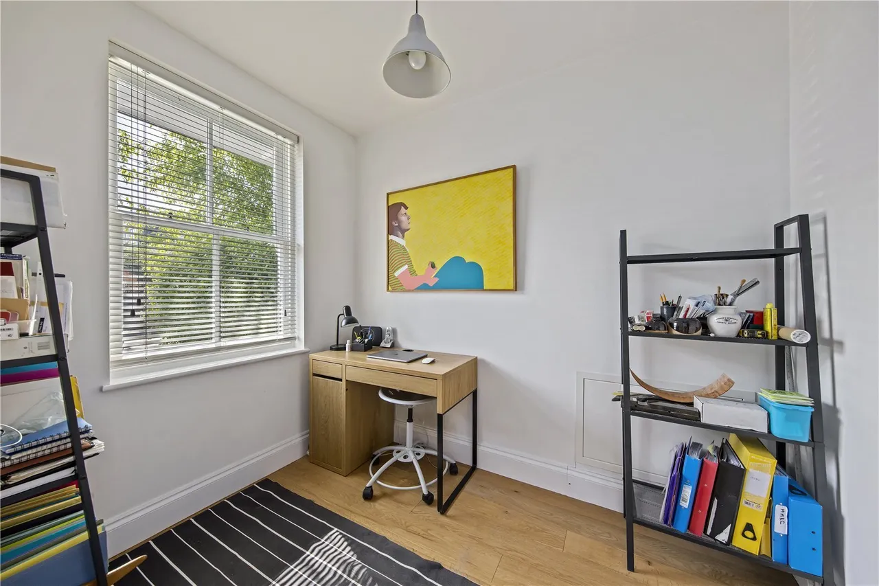 Sunnyside Road, Teddington, TW11, photo 10