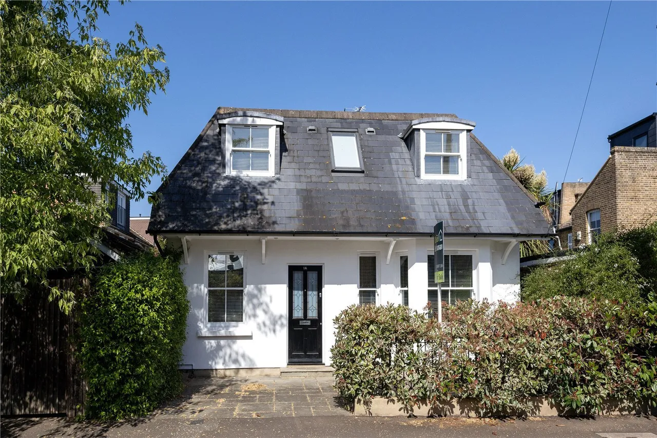4 bed house for sale, Sunnyside Road, Teddington, TW11