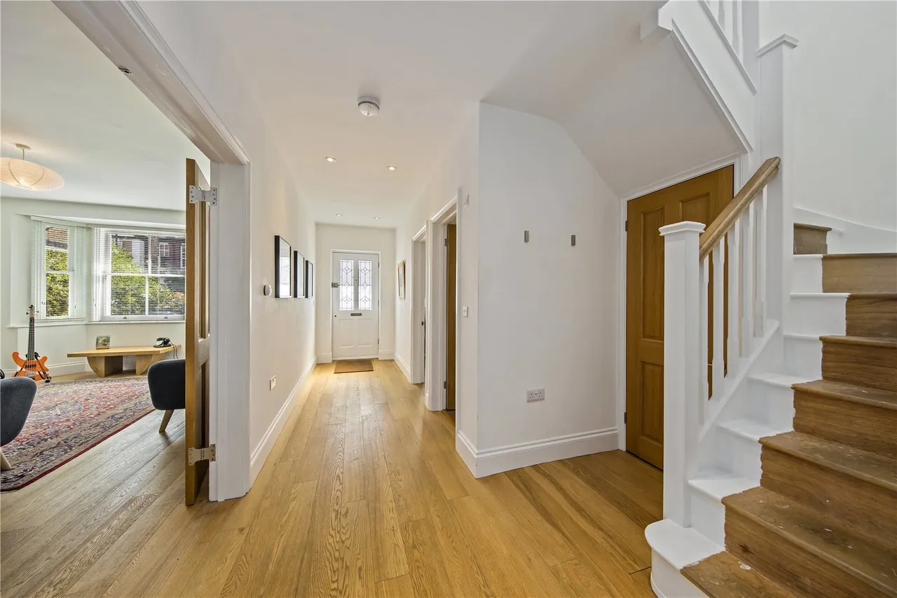 Sunnyside Road, Teddington, TW11, photo 6