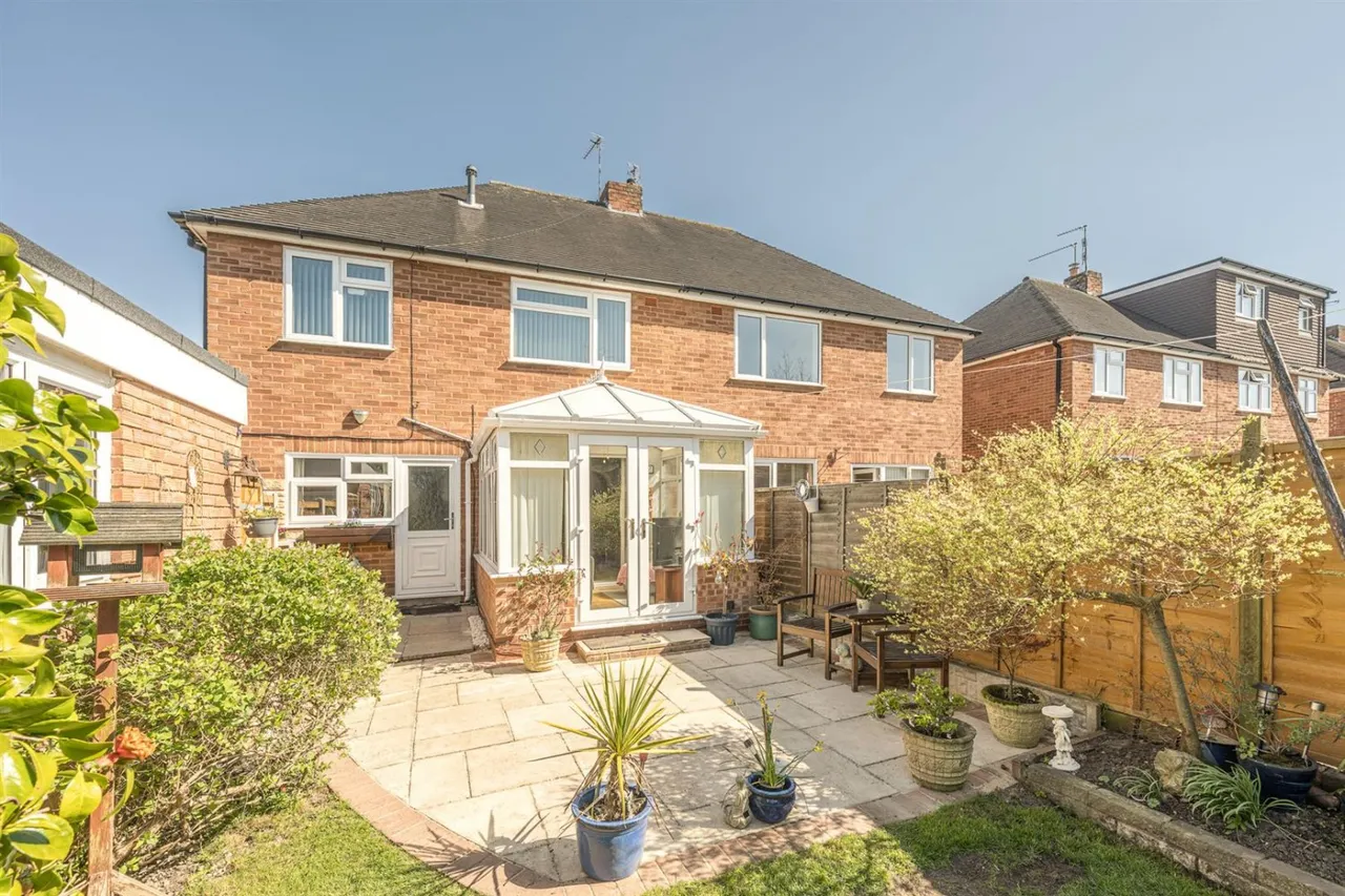 Court Crescent, Kingswinford, DY6 9RJ, photo 10