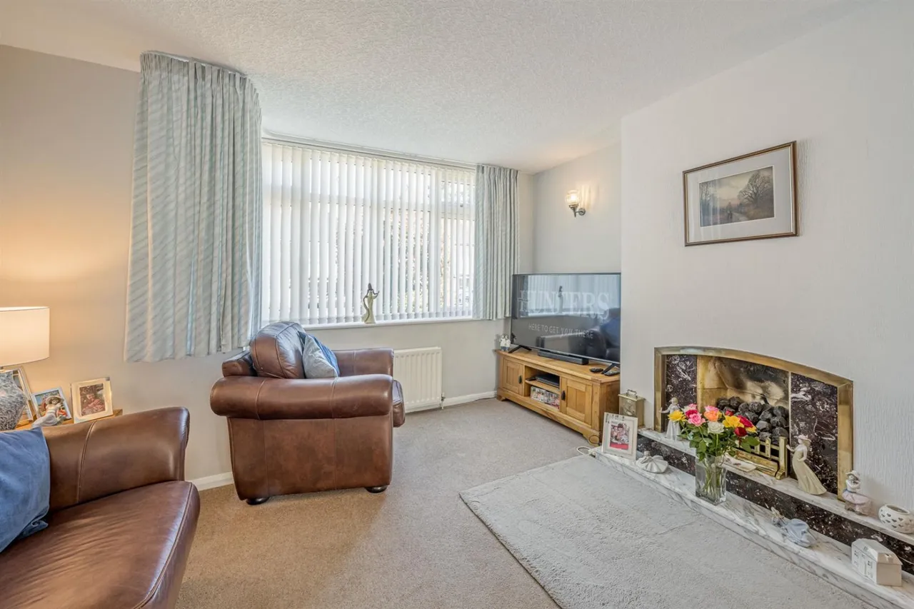 Court Crescent, Kingswinford, DY6 9RJ, photo 6