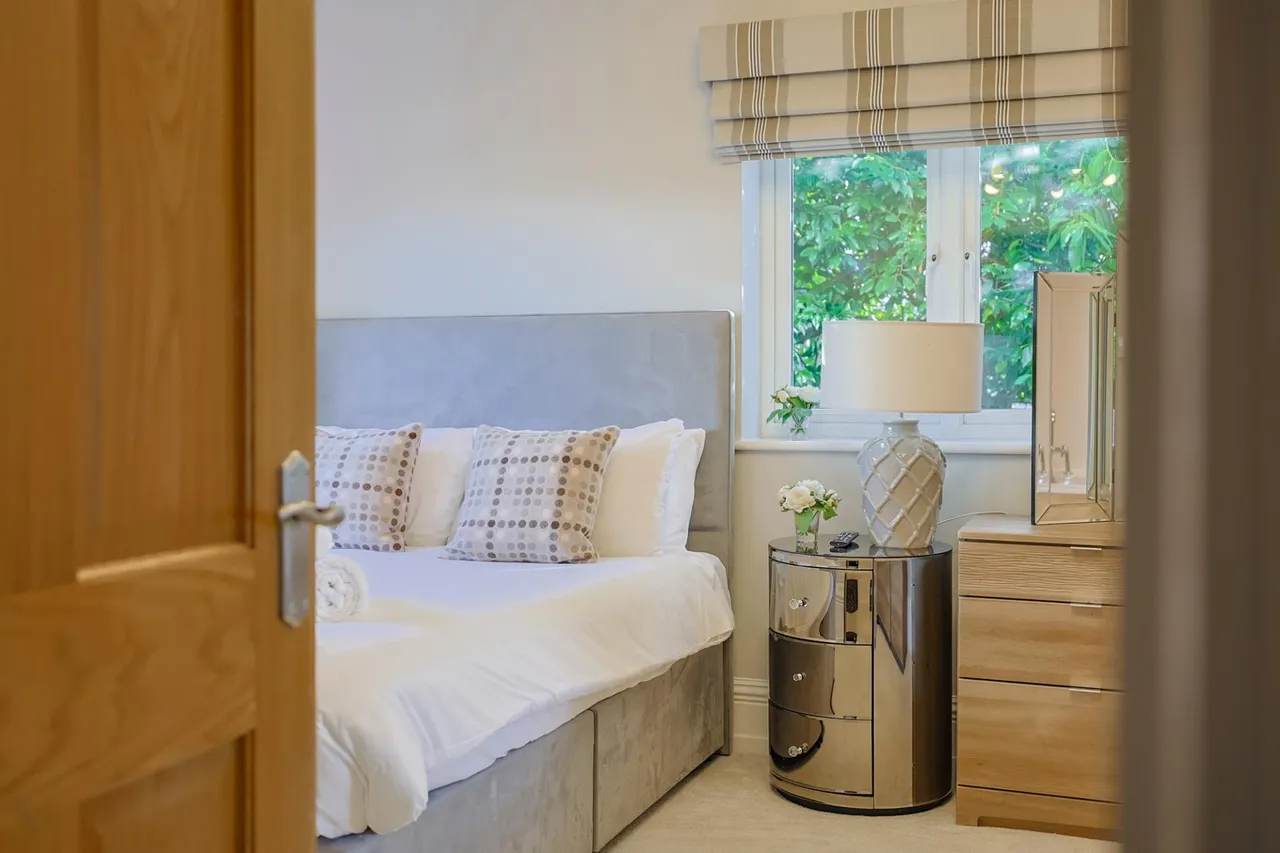 The Pines, Gowerton, photo 26