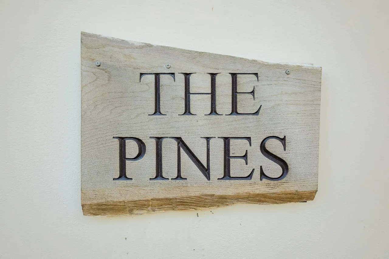 The Pines, Gowerton, photo 45