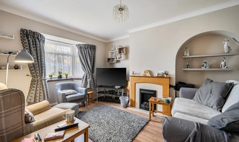 Rosebank, Epsom, KT18, photo 6