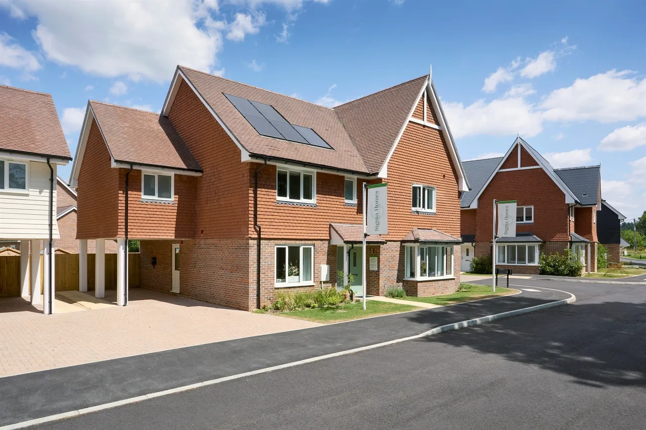 Spring Bank, Haywards Heath, RH16, photo 14