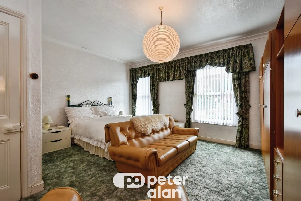 Russell Terrace, Merthyr Tydfil, CF47, photo 8