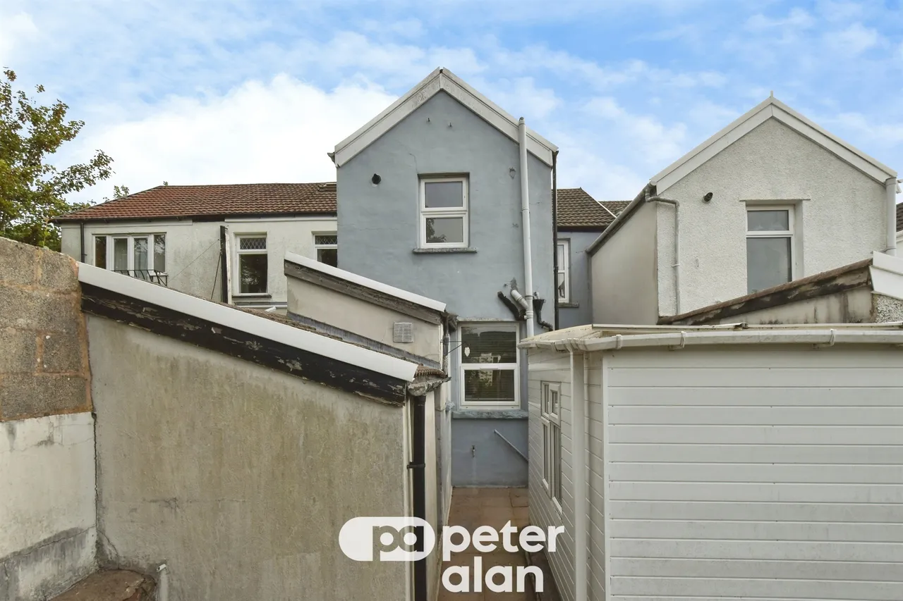 Russell Terrace, Merthyr Tydfil, CF47, photo 16