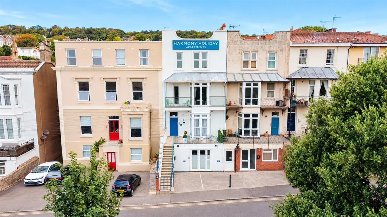 8 bed commercial property for sale, Park Place, Weston-super-Mare, BS23