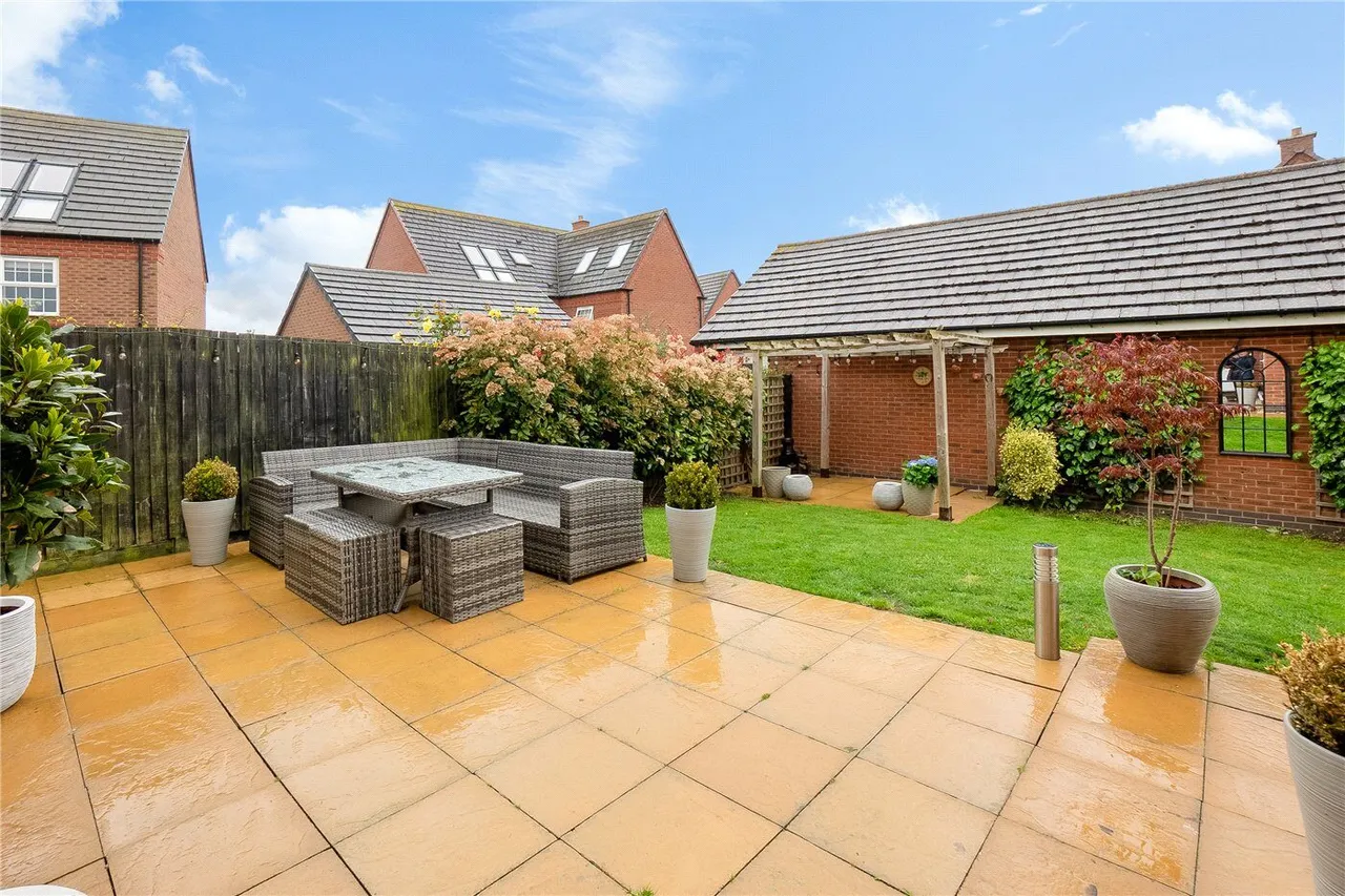 Shepherds Walk, Honeybourne, WR11, photo 8