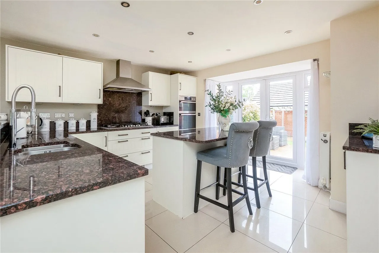 Shepherds Walk, Honeybourne, WR11, photo 4