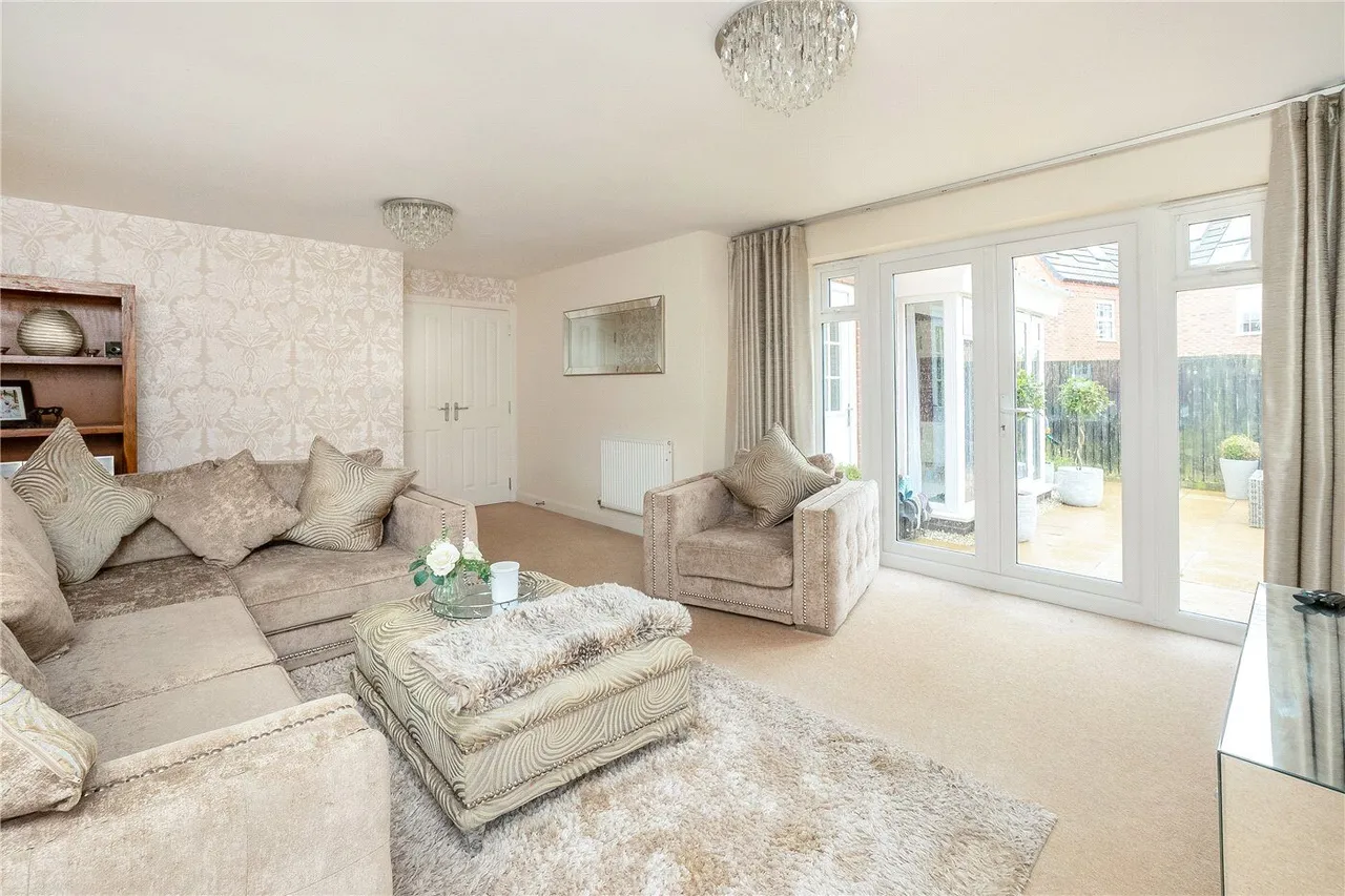 Shepherds Walk, Honeybourne, WR11, photo 2